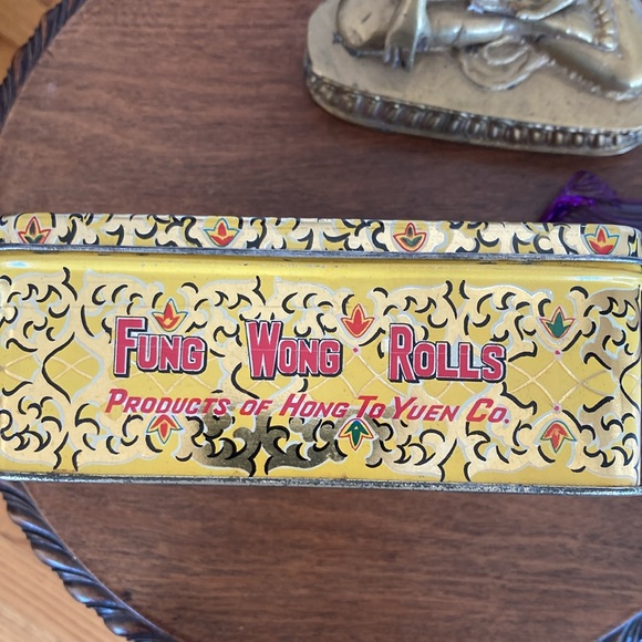 Beautiful Vintage Tin - Picture 4 of 12